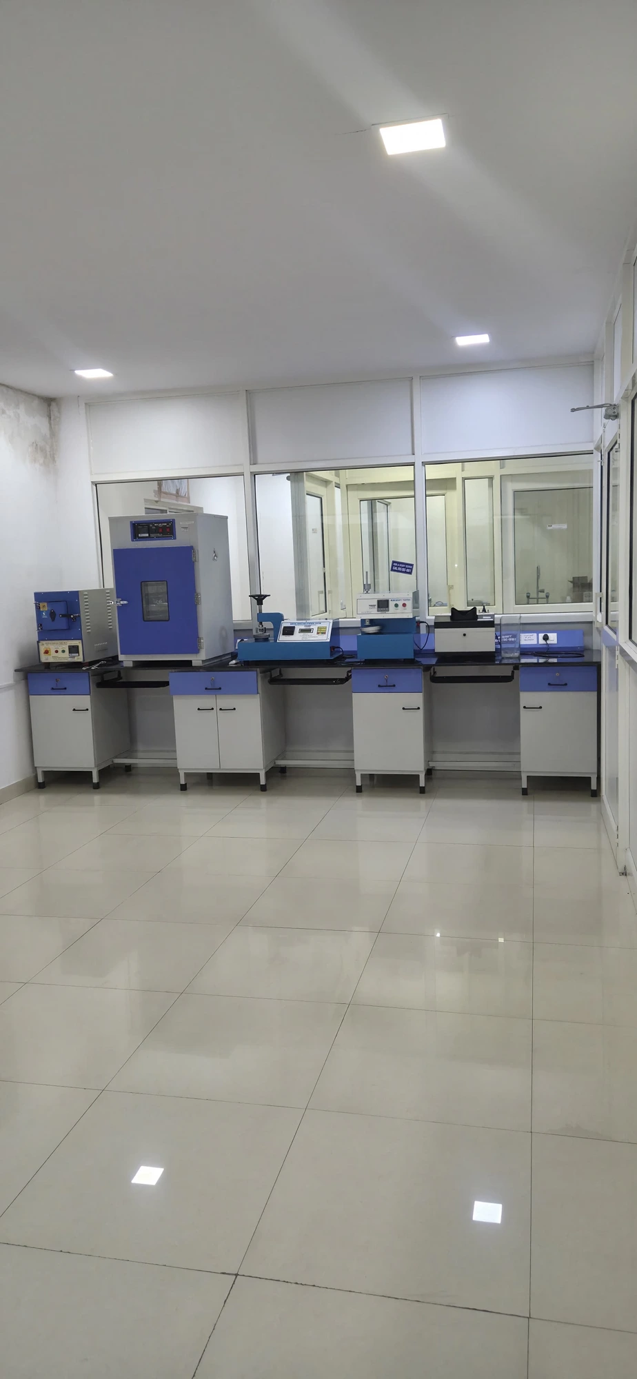 Quality control lab
